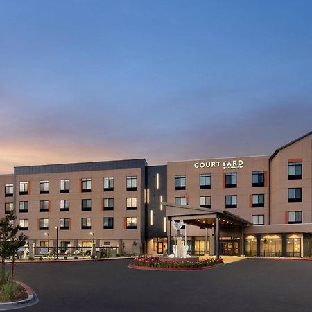Courtyard By Marriott Petaluma Sonoma County Hotel Exterior foto