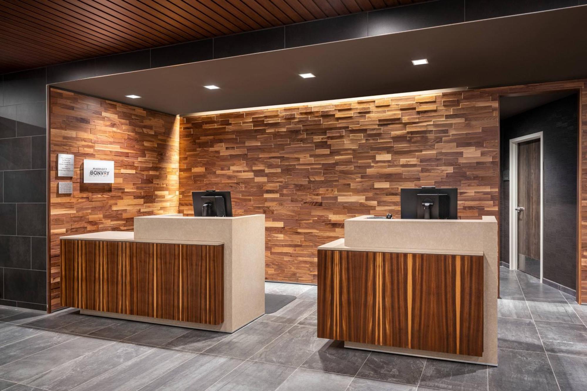 Courtyard By Marriott Petaluma Sonoma County Hotel Exterior foto